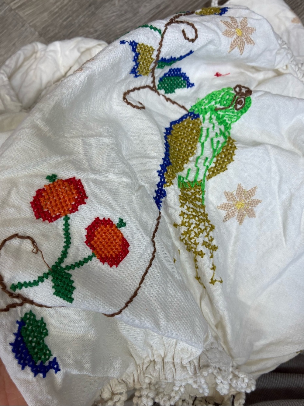 FARM Rio White Embroidered Maxi Skirt with Multicolor Floral Accents - Picture 4 of 6